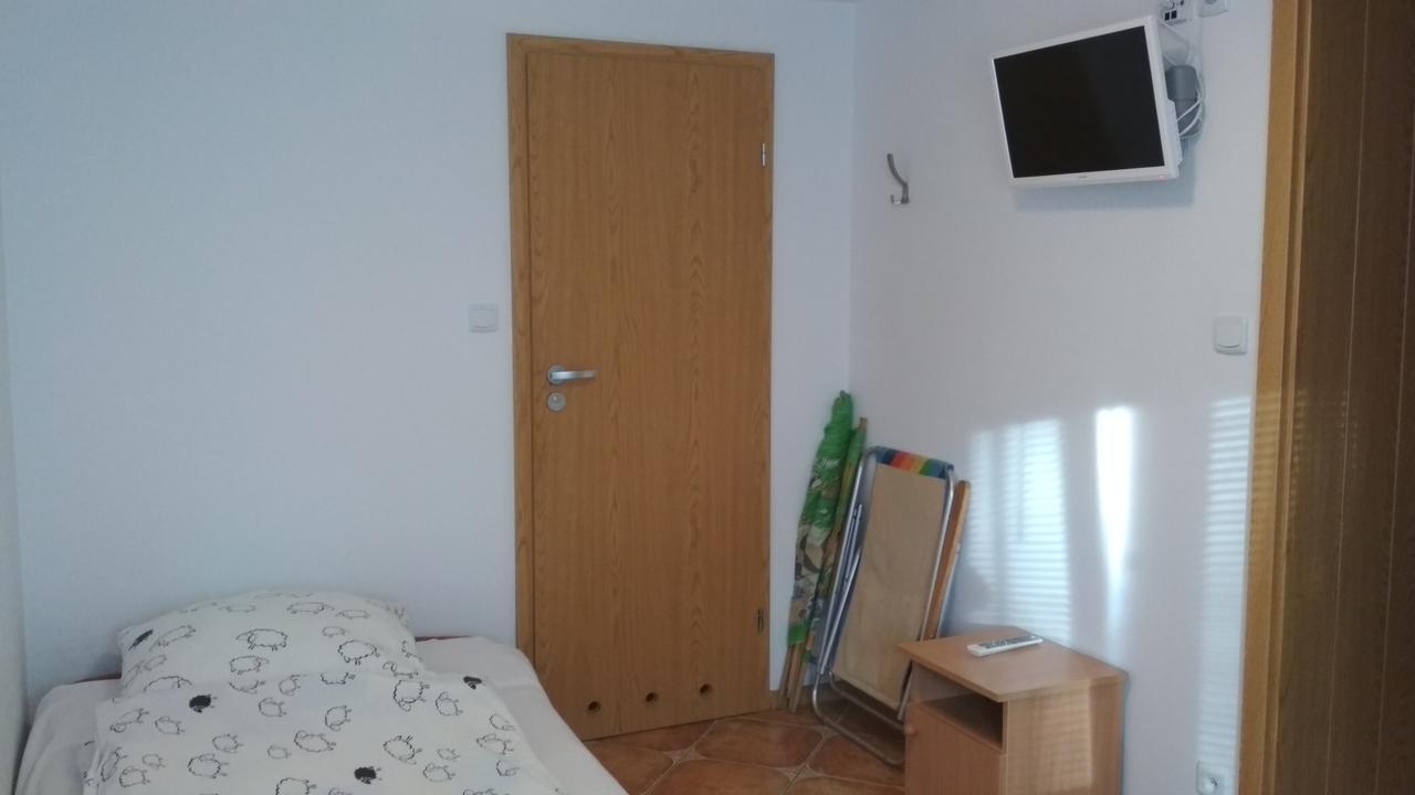 Pokoje Goscinne Jaskolcze Gniazdo Dziwnowek Luaran gambar